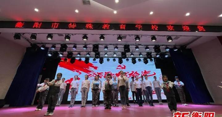小猫钓鱼游戏龙王版有船