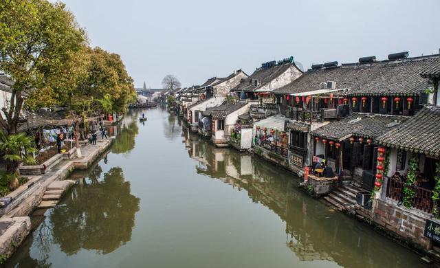 崇信县各单位召开县委十六届七次全会暨县委经济工作会议专题学习会